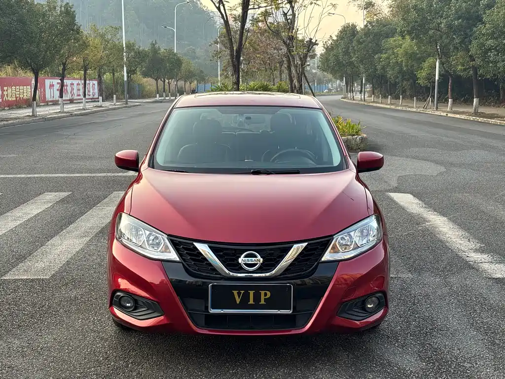 Nissan Tiida 2018 — фото 2