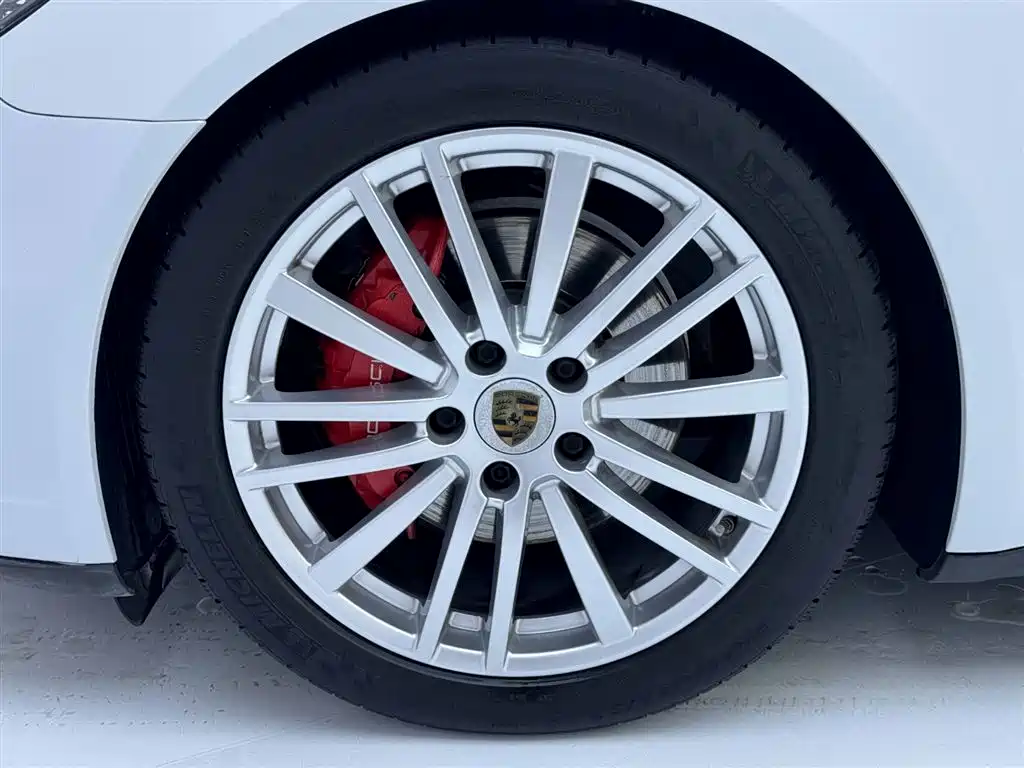Porsche Panamera 2020 — фото 12