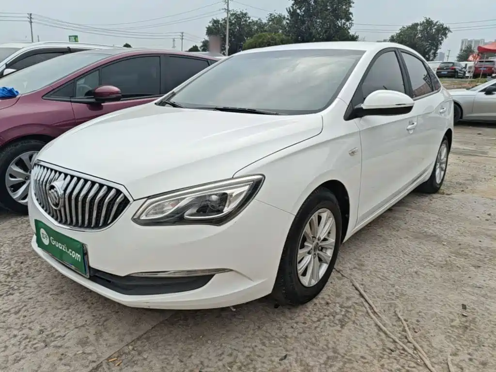 Buick Excelle 2016 — фото 1