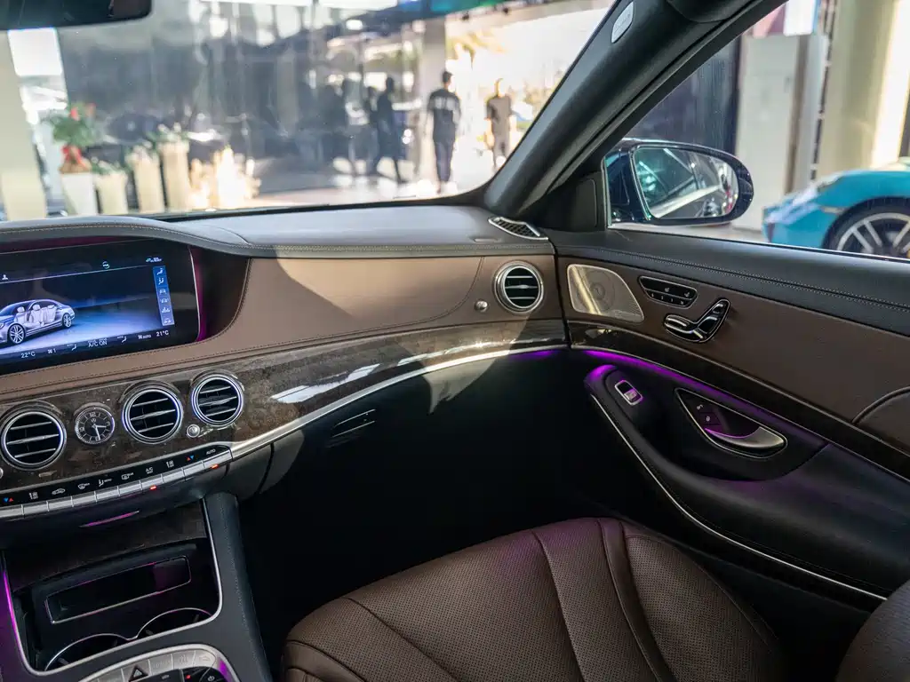 Mercedes-Benz S-Class 2021 — фото 17