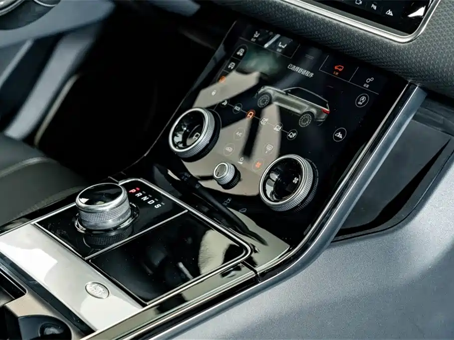 Land Rover Velar 2018 — фото 18