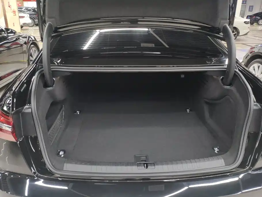 Audi A6L 2024