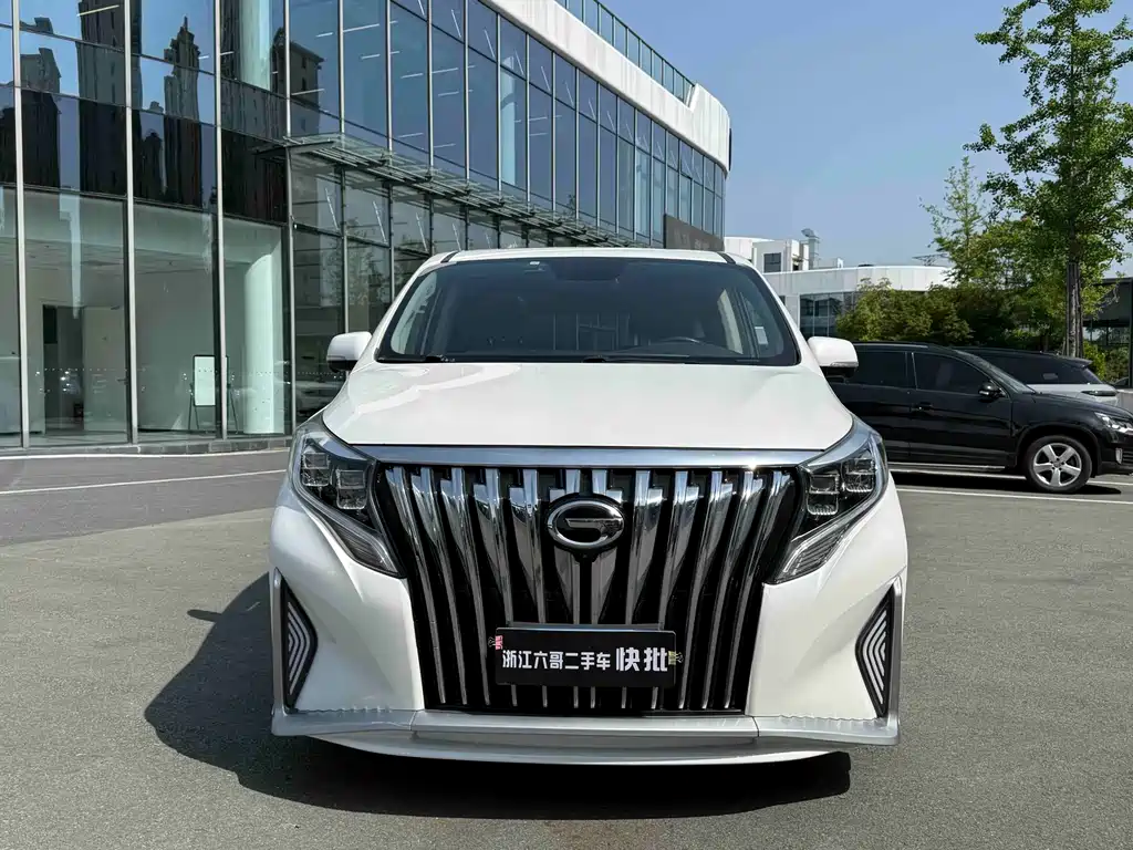 GAC Motor Trumpchi M8 2019 — фото 2
