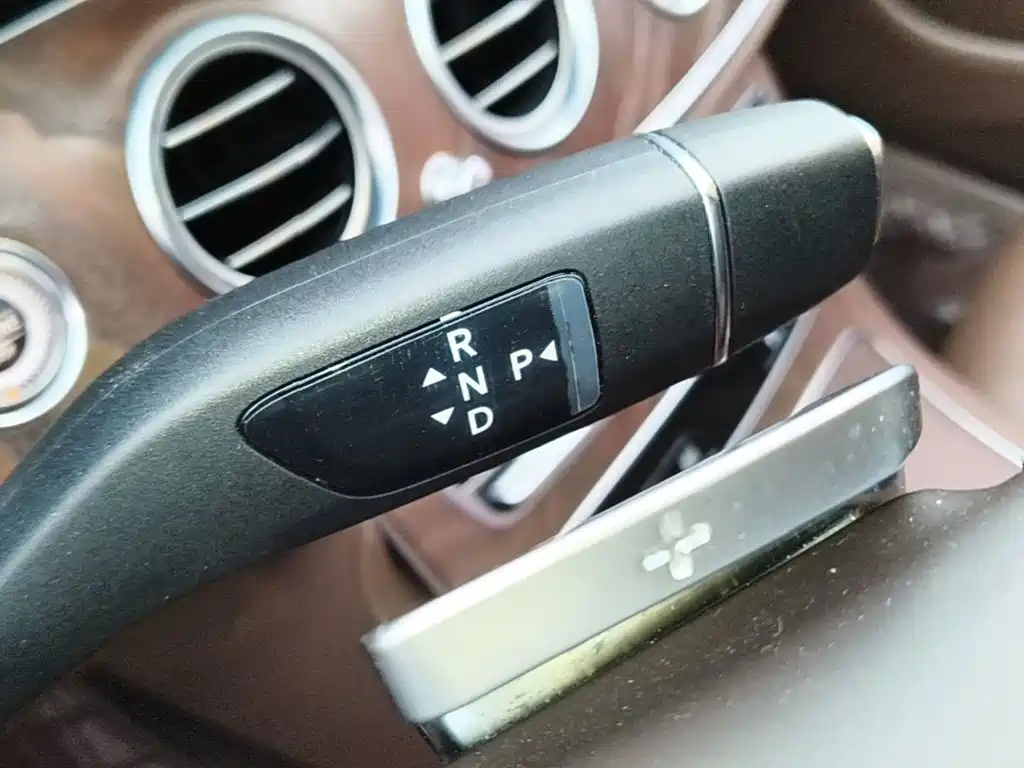 Mercedes-Benz E-Class 2023 — фото 14