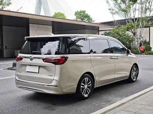 Buick GL8 2022