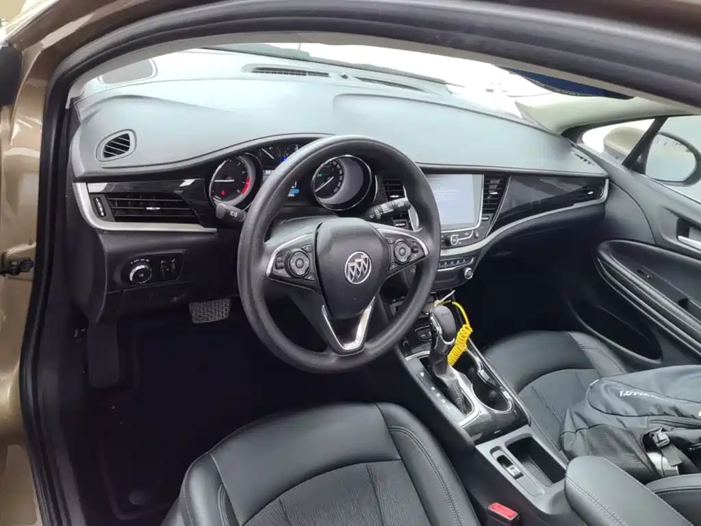 Buick Verano 2016 — фото 10
