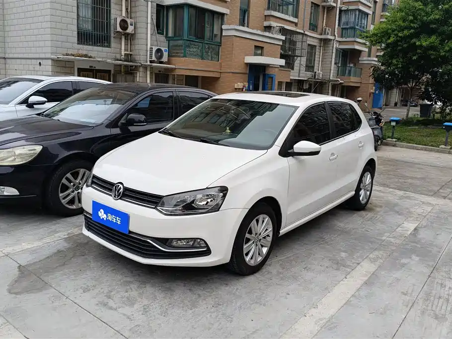 Volkswagen Polo 2016 — фото 1