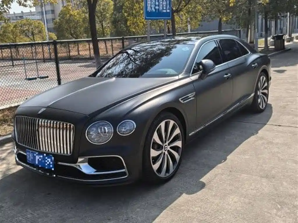 Bentley Flying Spur 2022 — фото 1