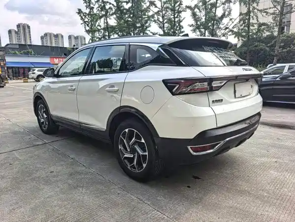 Dongfeng Fengshen AX7 2021