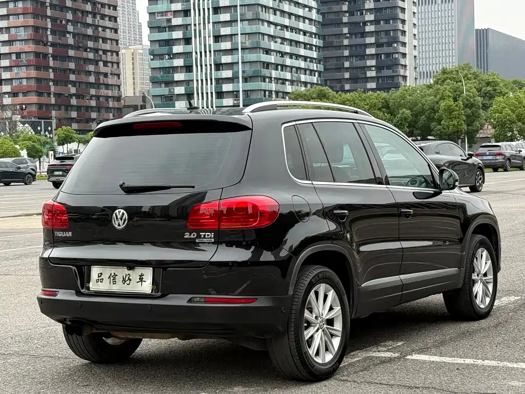Volkswagen Tiguan 2013 — фото 5