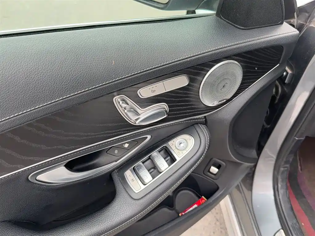 Mercedes-Benz C-Class 2017 — фото 10