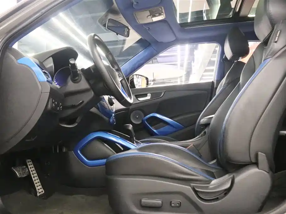Hyundai Veloster 2014 — фото 10