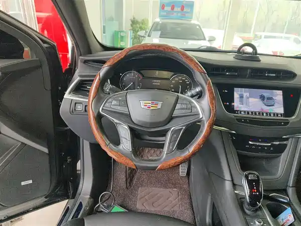 Cadillac XT5 2022