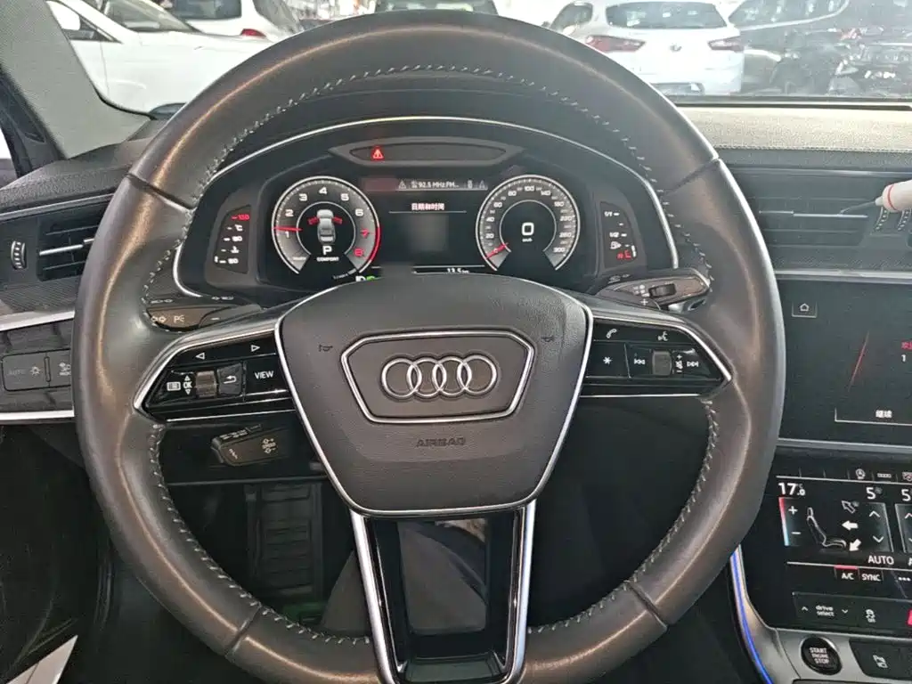 Audi A6L 2021 — фото 11