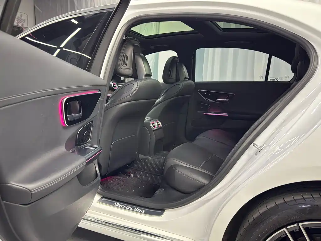 Mercedes-Benz C-Class 2022 — фото 12