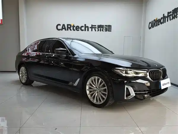 BMW 5 Series 2021
