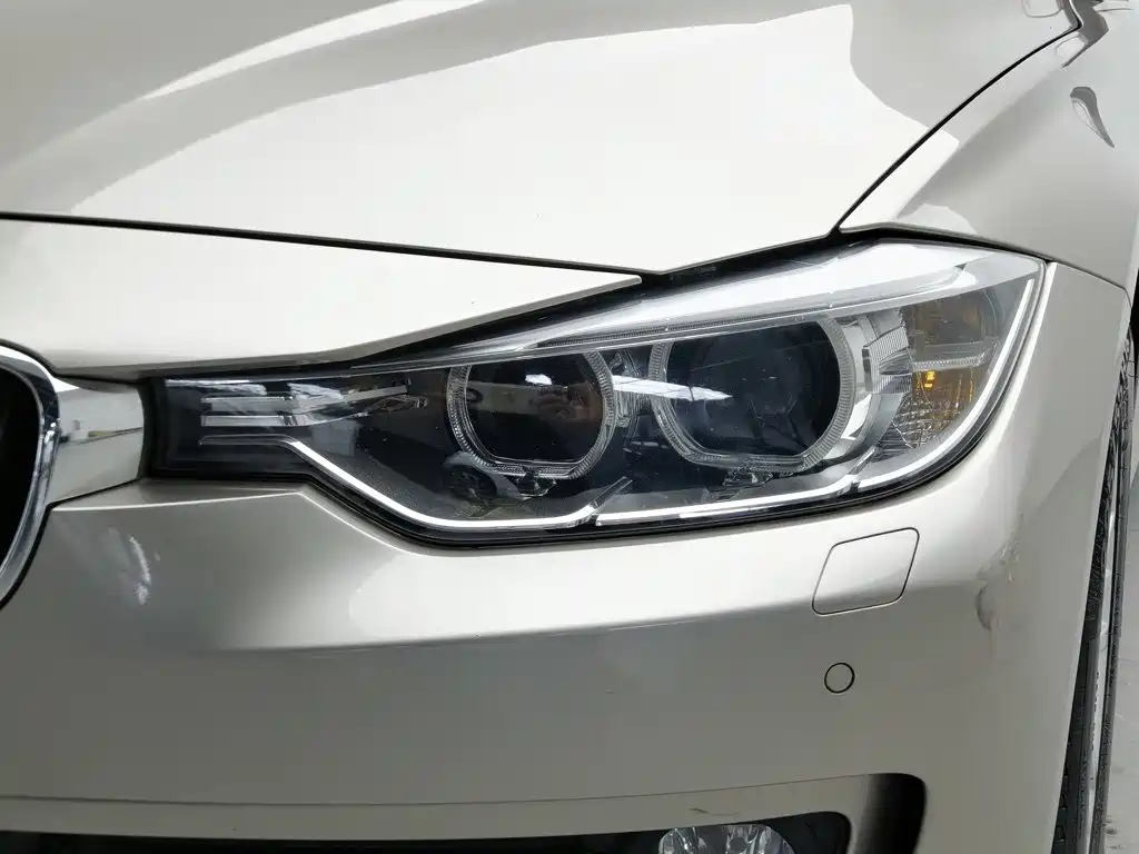 BMW 3 Series 2015