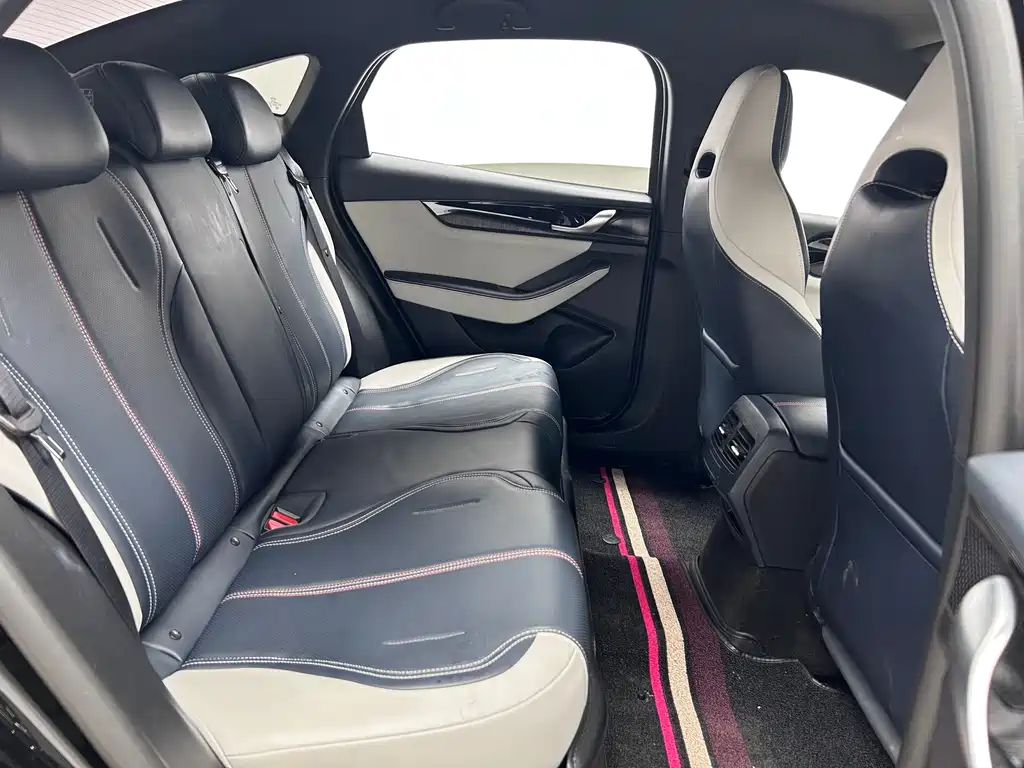 BYD Qin PLUS 2023 — фото 13