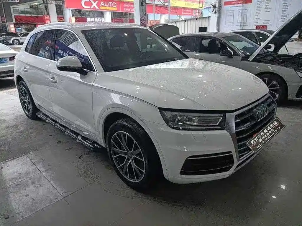 Audi Q5L 2020 — фото 3