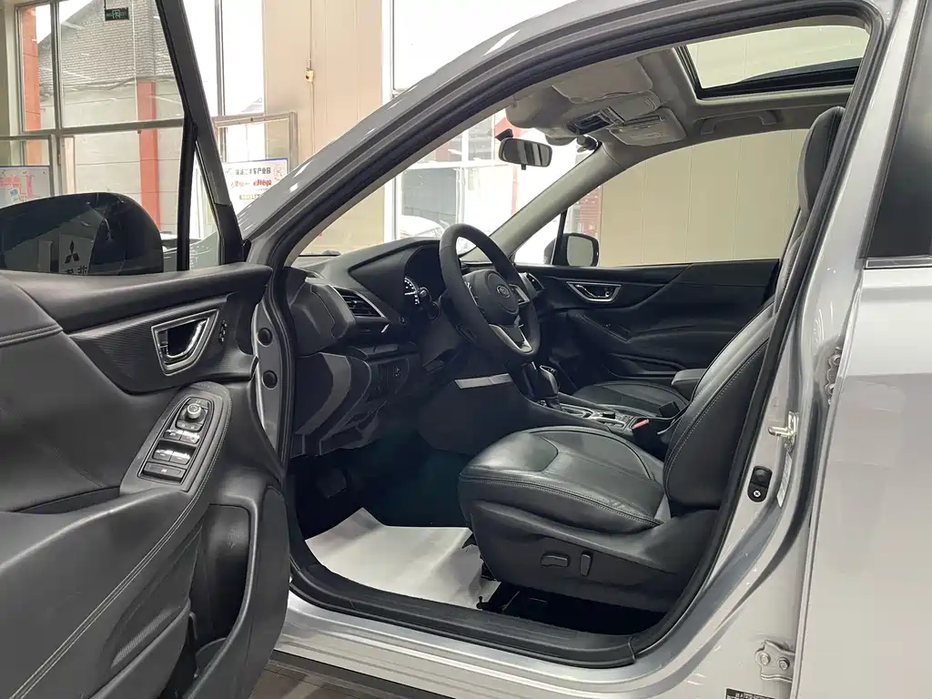 Subaru Forester 2021 — фото 14