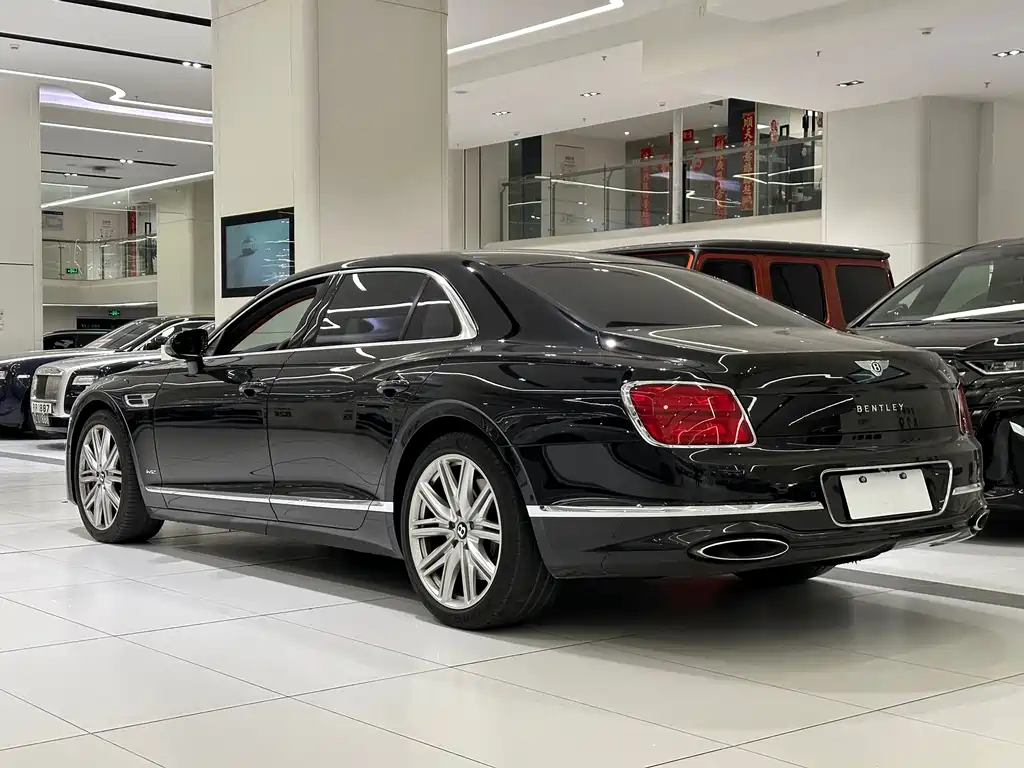 Bentley Flying Spur 2021 — фото 20