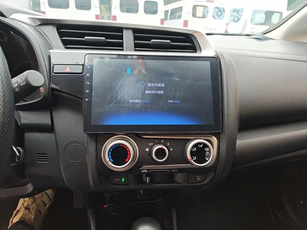 Honda Fit 2018 — фото 13