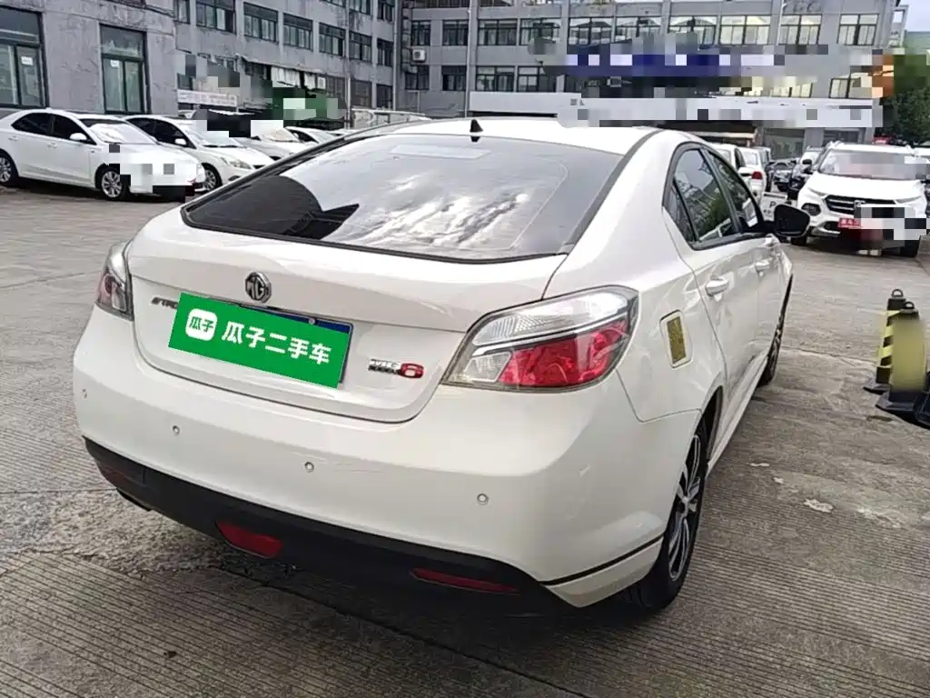 MG 6 2015