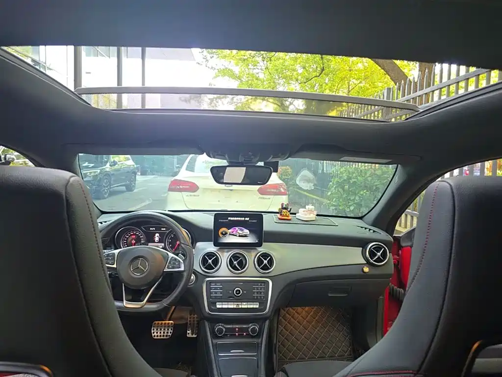 Mercedes-Benz CLA 2018 — фото 25