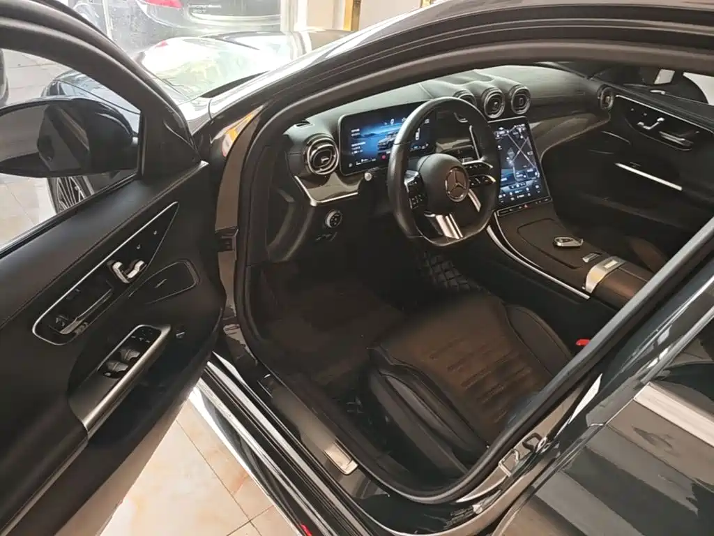 Mercedes-Benz C-Class 2022 — фото 16