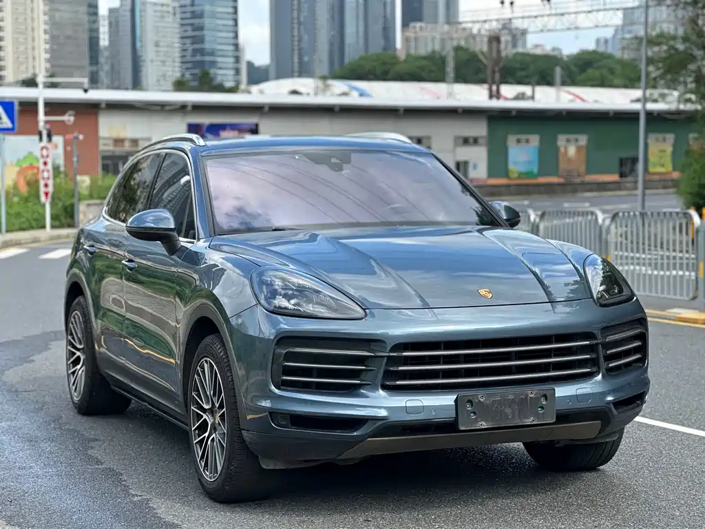 Porsche Cayenne 2019 — фото 3