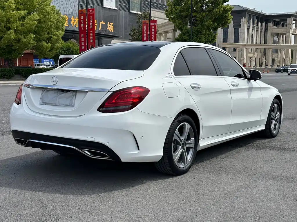Mercedes-Benz C-Class 2021 — фото 15