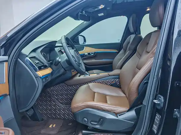 Volvo XC90 2022