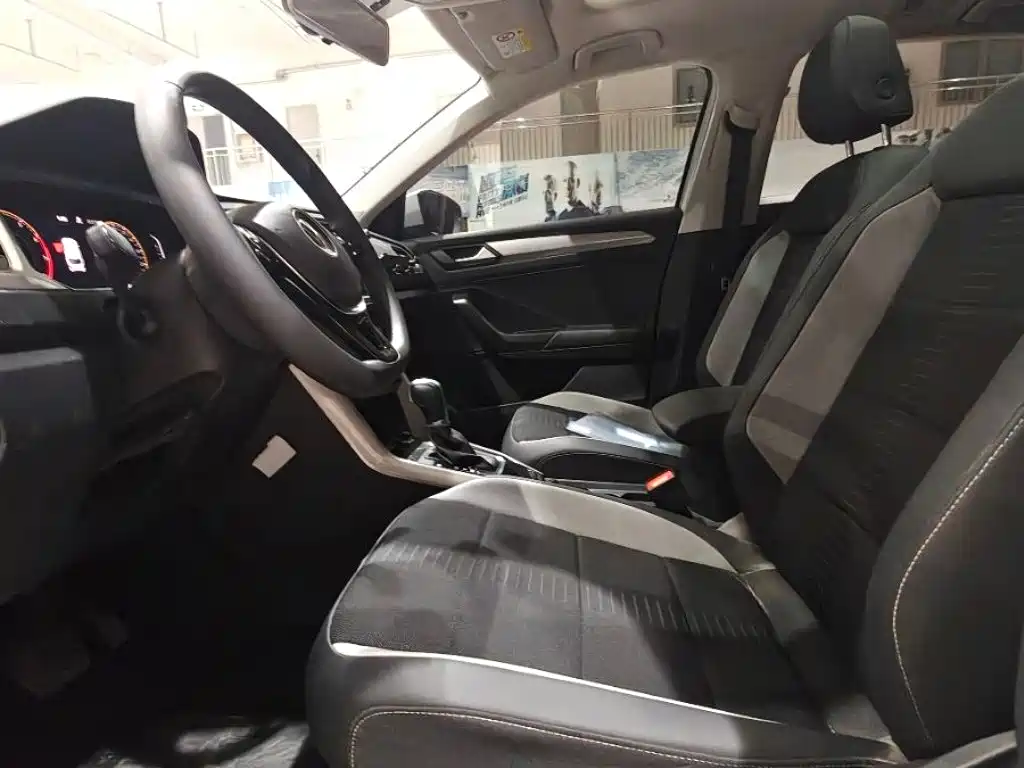 Volkswagen T-Roc 2022