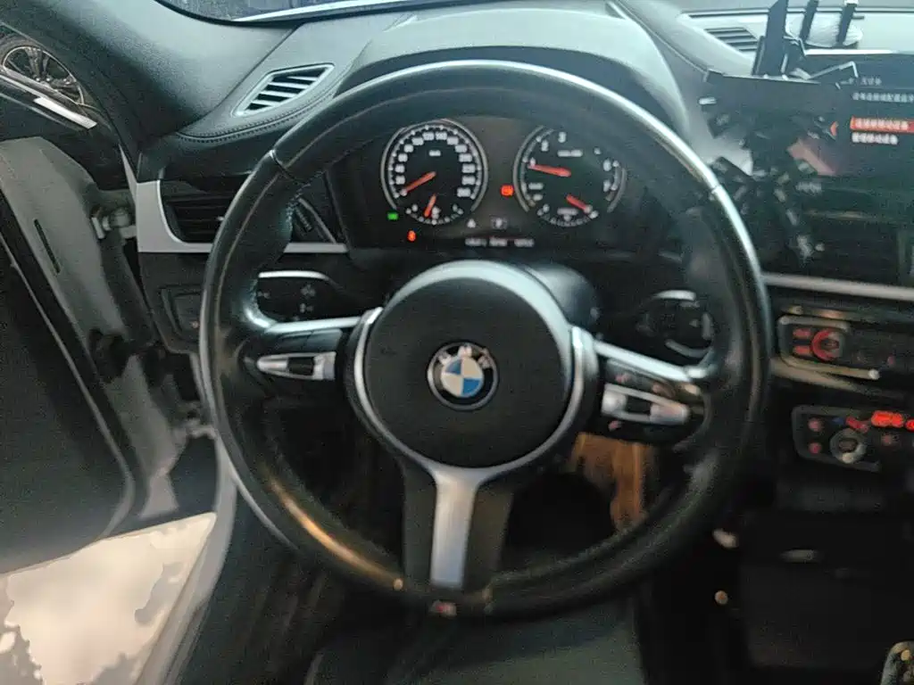 BMW X2 2020 — фото 11