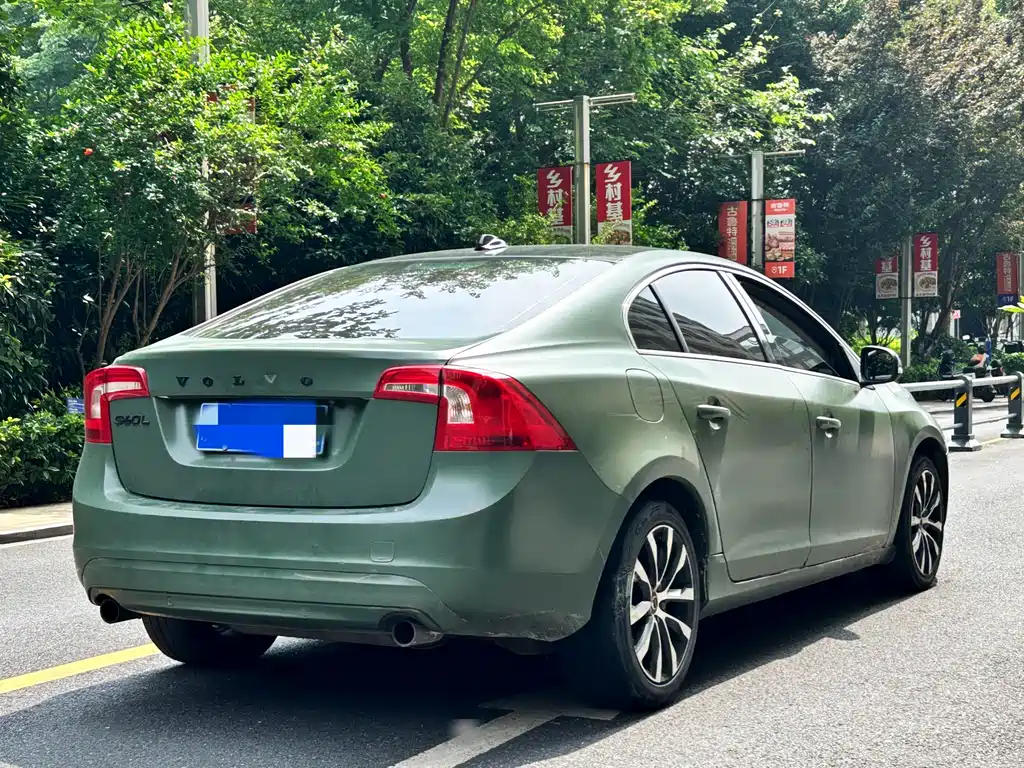 Volvo S60 2018 — фото 4