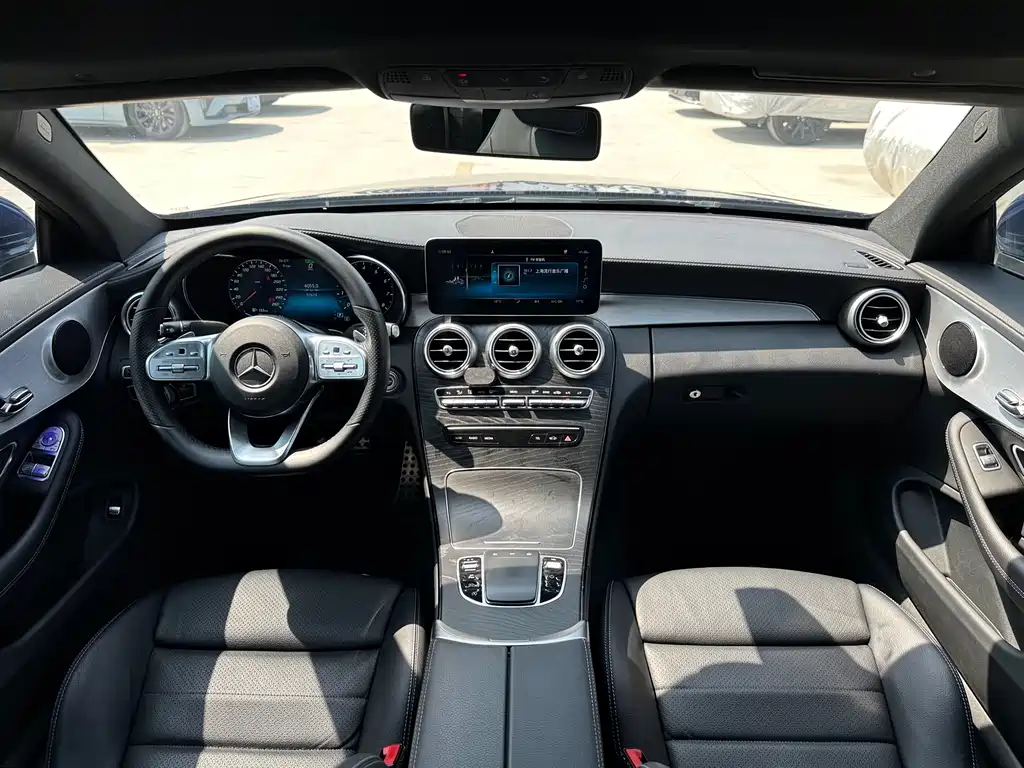 Mercedes-Benz C-Class 2019 — фото 12