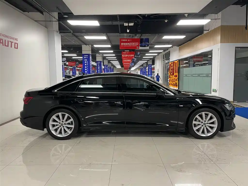 Audi A6L 2020