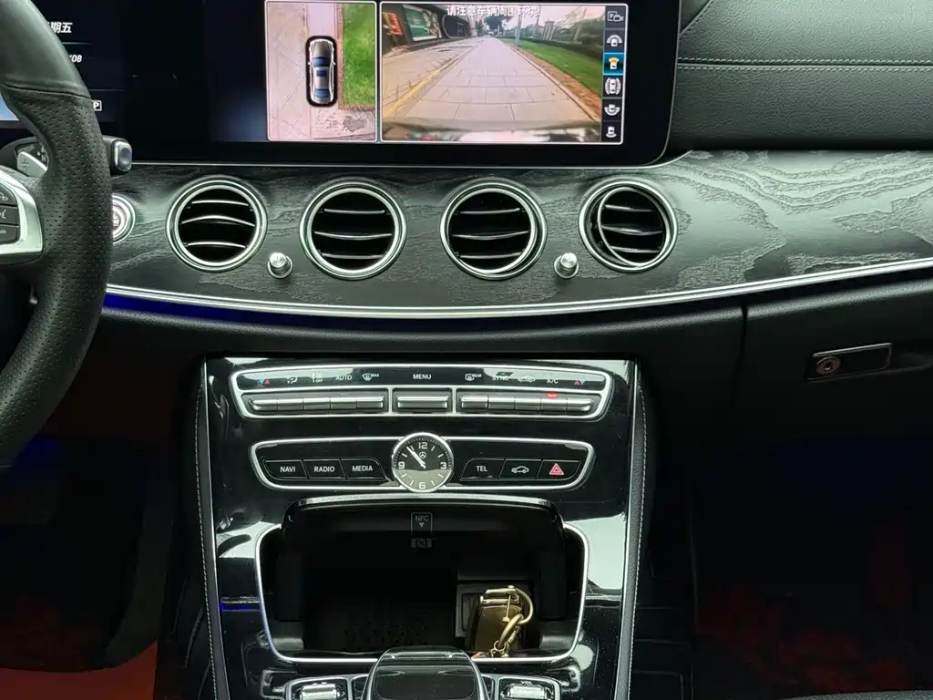 Mercedes-Benz E-Class 2018 — фото 35