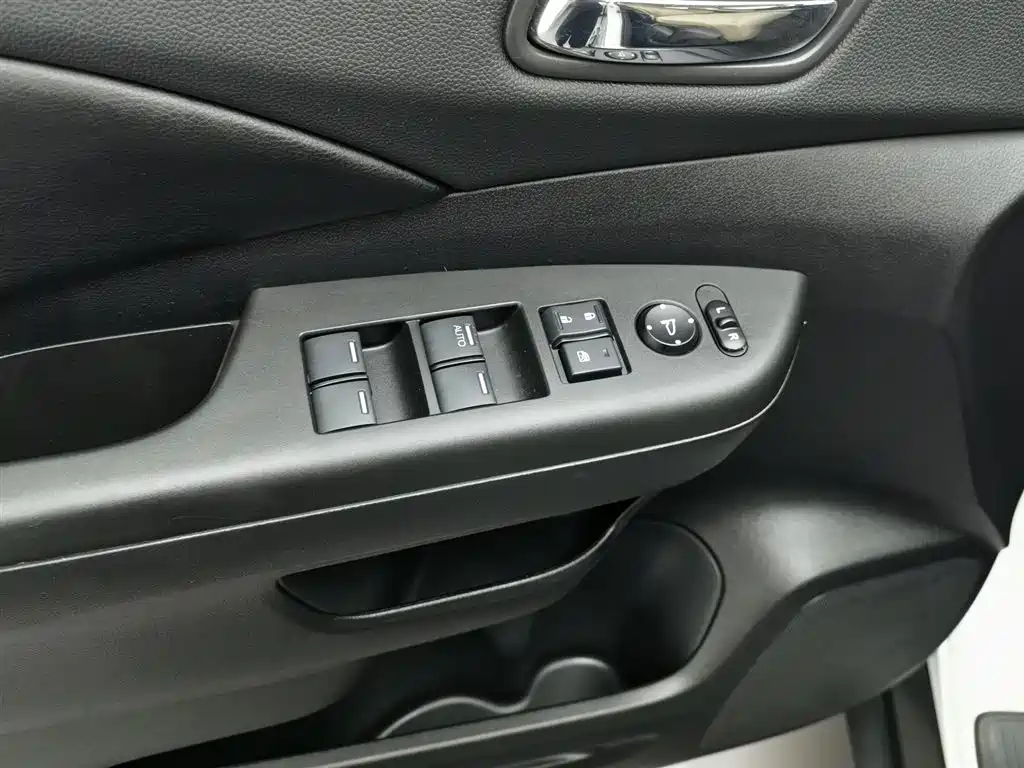 Honda CR-V 2017 — фото 9