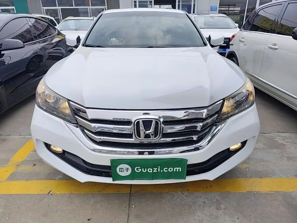 Honda Accord 2016 — фото 3