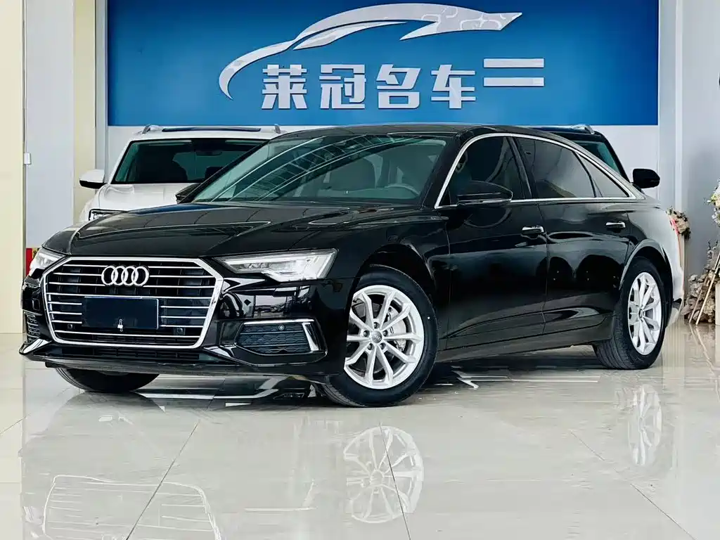 Audi A6L 2021 — фото 1