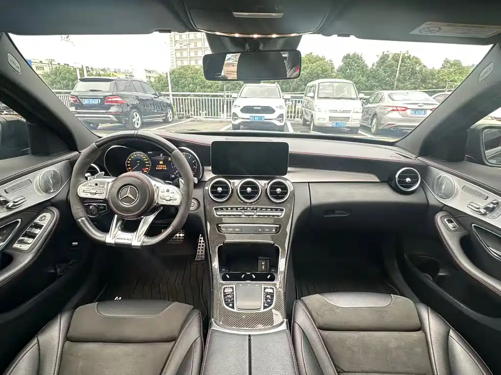 Mercedes-Benz C-Class AMG 2020 — фото 6