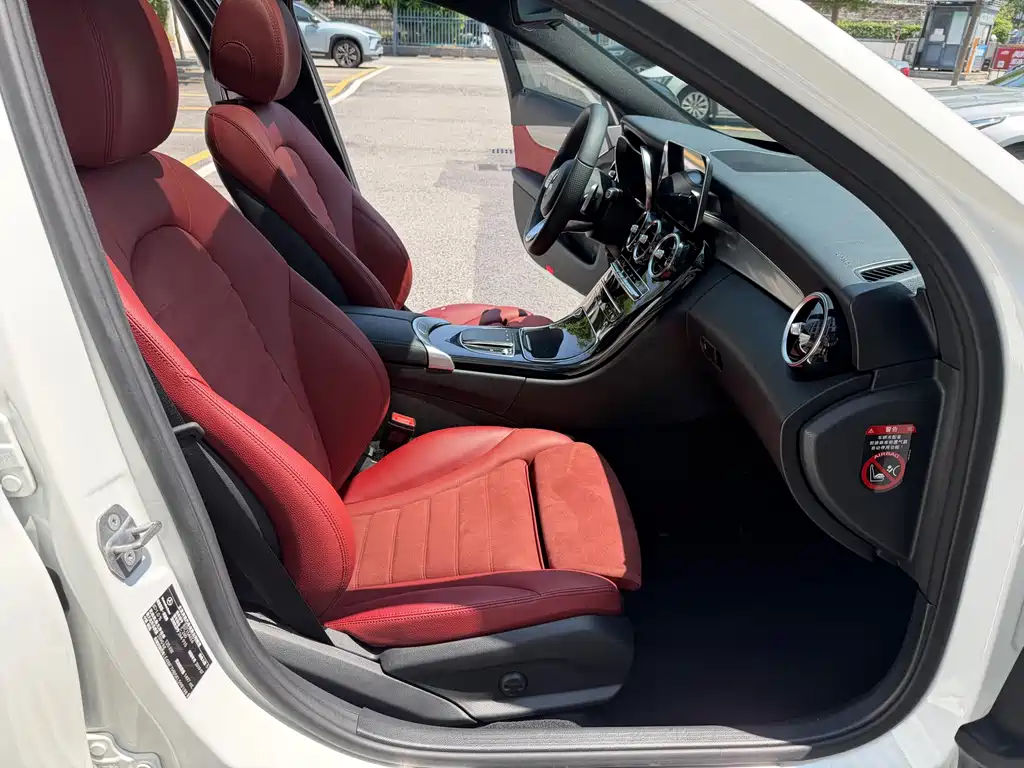 Mercedes-Benz C-Class 2019 — фото 16