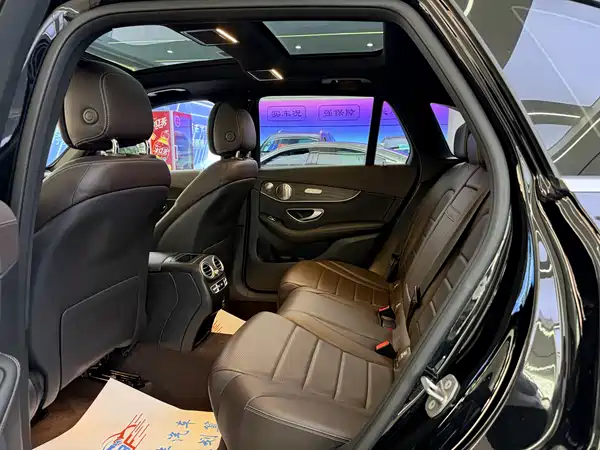 Mercedes-Benz GLC 2021