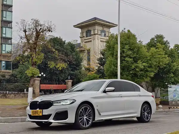 BMW 5 Series 2023
