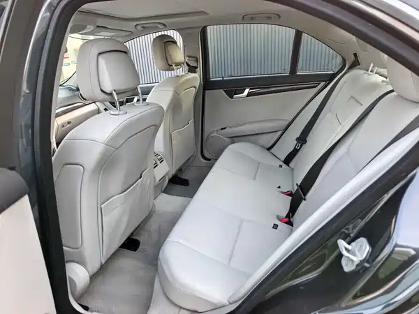 Mercedes-Benz C-Class 2013
