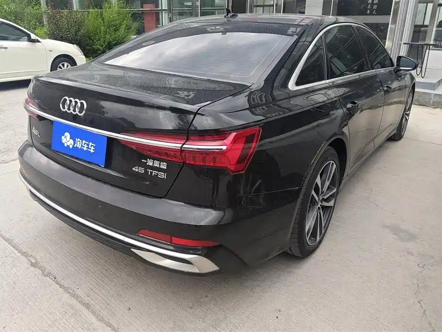 Audi A6L 2023 — фото 3