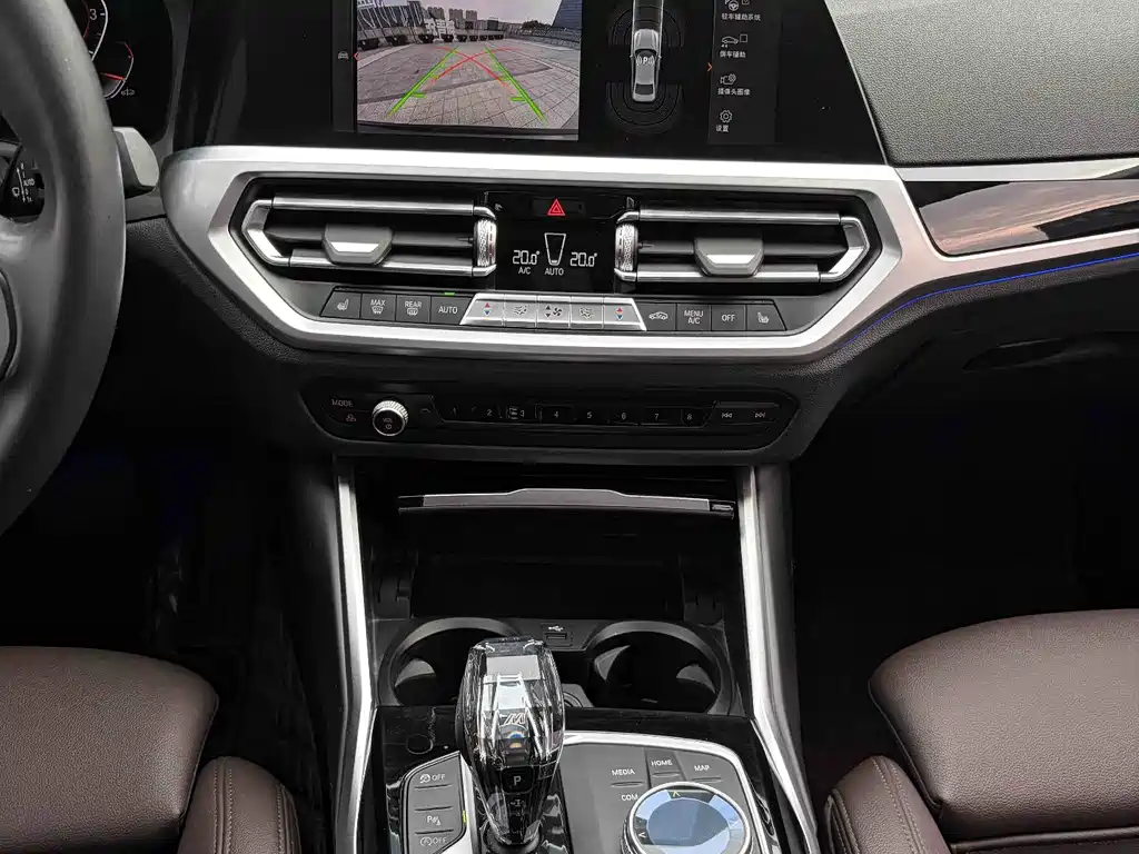 BMW 3 Series 2020 — фото 12