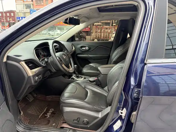 Jeep Cherokee 2017