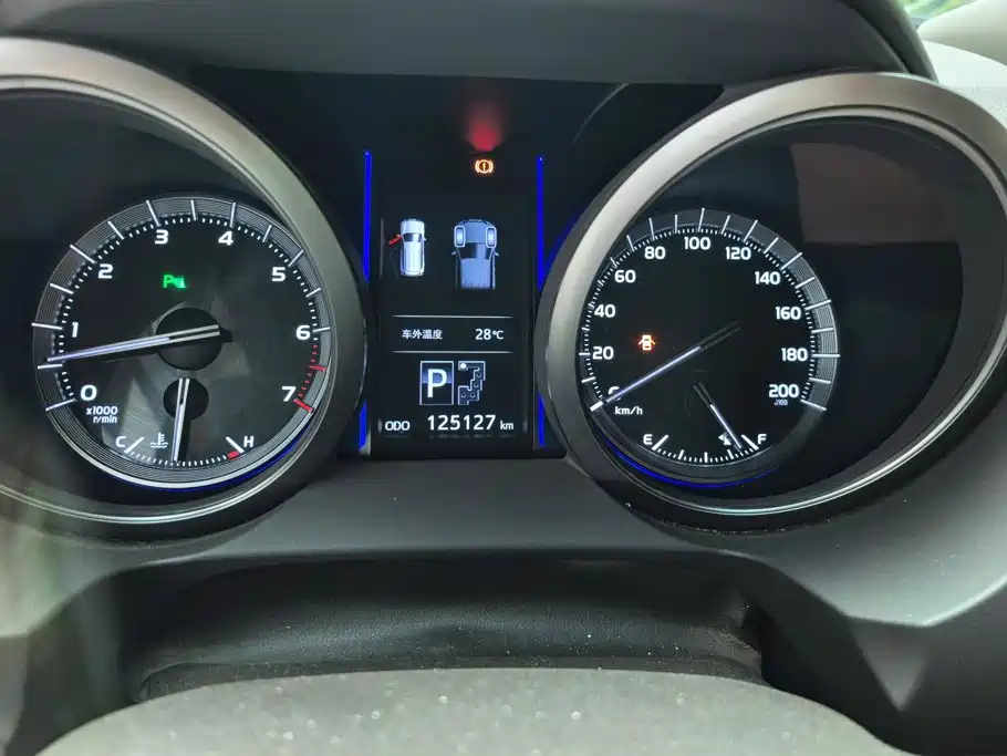 Toyota Prado 2016 — фото 14